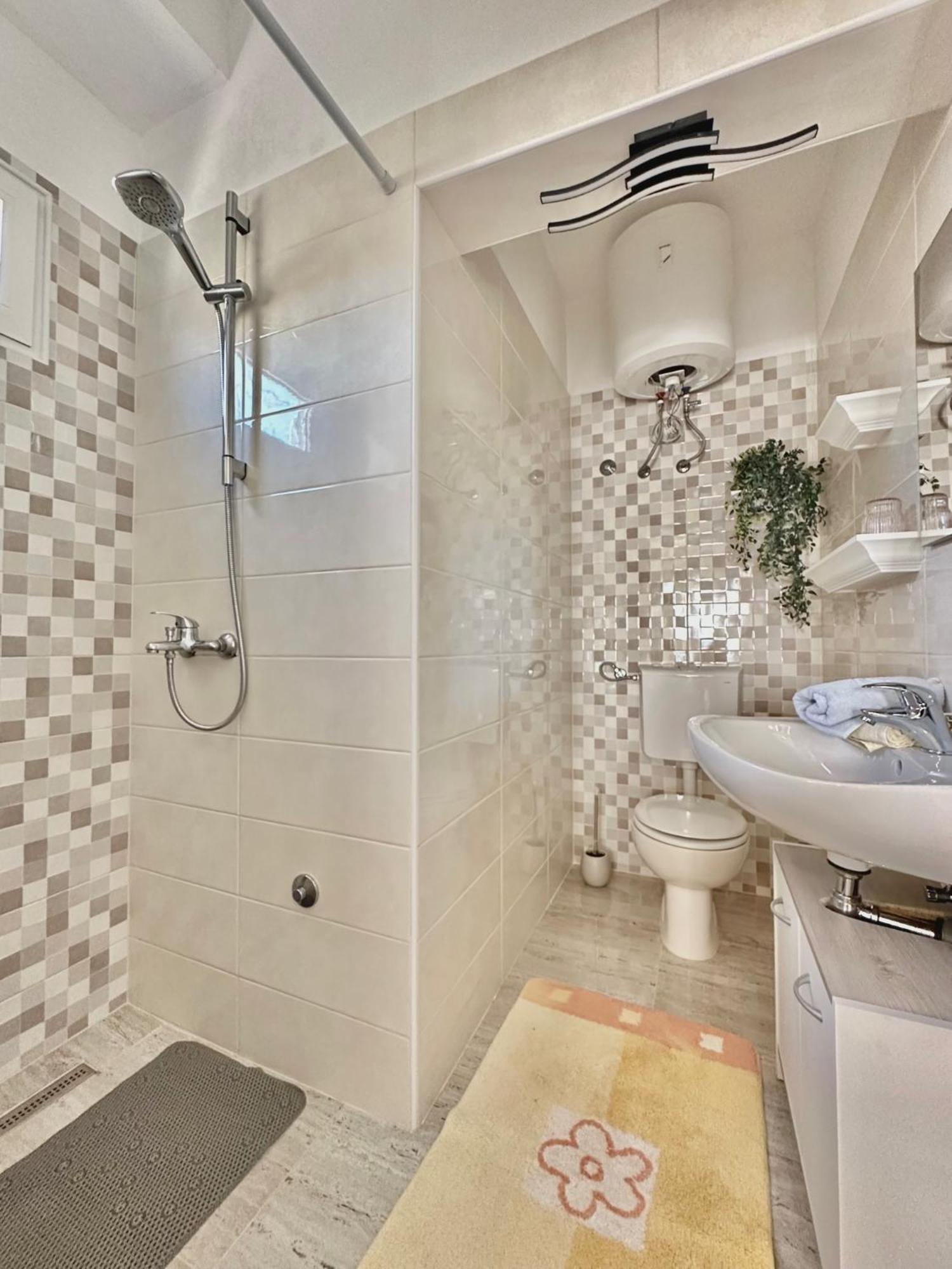 Apartments Hajl Krk Town Εξωτερικό φωτογραφία