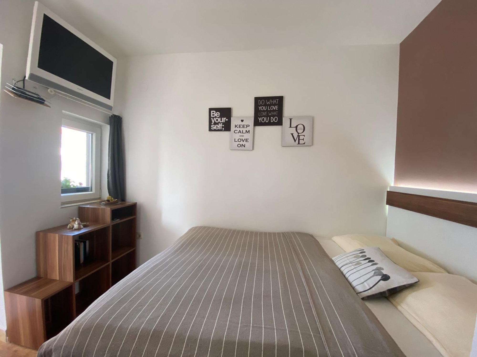 Apartments Hajl Krk Town Εξωτερικό φωτογραφία