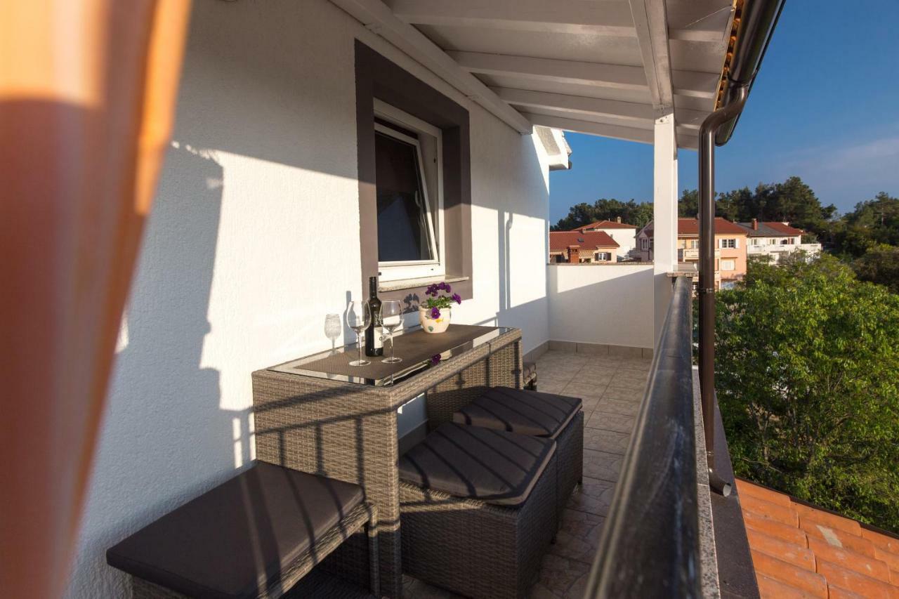 Apartments Hajl Krk Town Εξωτερικό φωτογραφία